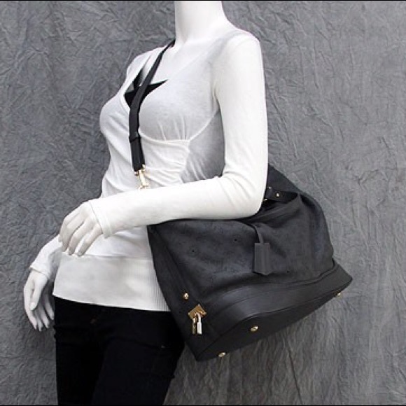 Louis Vuitton ⭐️ Stellar GM Mahina Gray Anthracite - Picture 1 of 8
